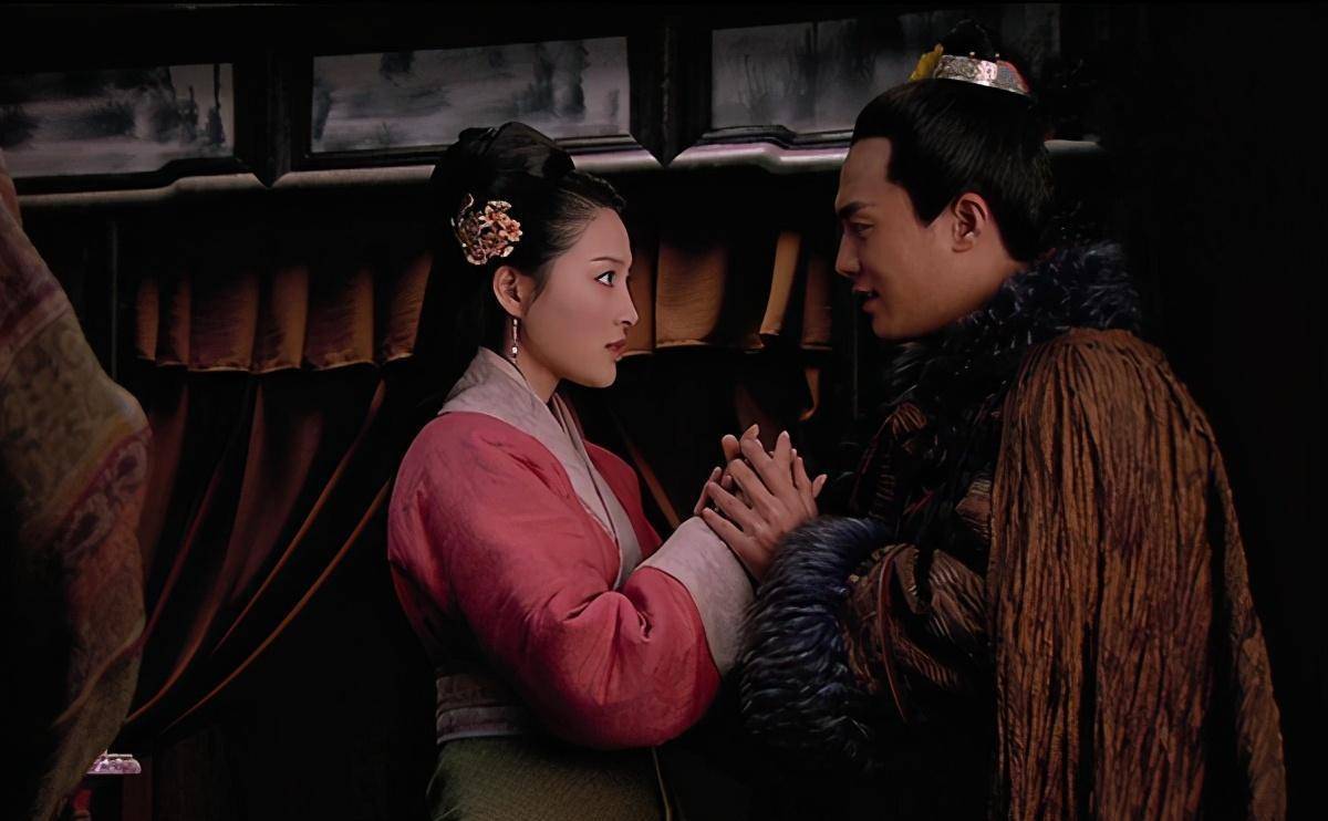 武松担任阳谷县“都头”<strong></p>
<p>今合币</strong>，一年俸禄有多少，折算成人民币合多少钱