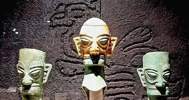 考古挖出逆天文物<strong></p>
<p>今合币</strong>，实为上古“太阳神鸟”，今被印在人民币上