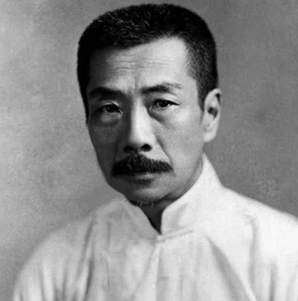 民国时期<strong></p>
<p>大洋币</strong>，鲁迅每月工资350块大洋，换算成人民币相当于多少钱？
