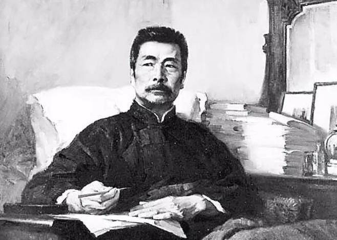 民国时期<strong></p>
<p>大洋币</strong>，鲁迅每月工资350块大洋，换算成人民币相当于多少钱？