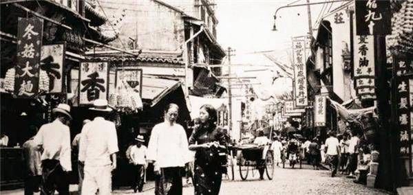 民国时期的一块大洋<strong></p>
<p>大洋币</strong>，折算成如今的人民币，大概是多少钱？