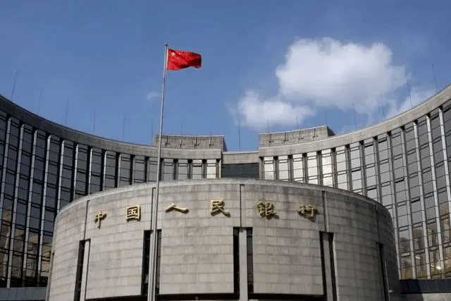赌人民币单边贬值<strong></p>
<p>比得币</strong>，会输得很惨