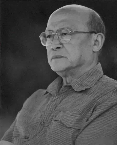 八雅轩丨【八雅收藏】古董教父安思远：“中国艺术品给了我一切，我愿为中国做一些事<strong></p>
<p>币百通</strong>。”