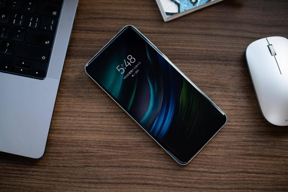 华为 Mate 60 Pro爆火！以全新外观设计亮相<strong></p>
<p>火币Pro</strong>，致敬奔腾不息的力量