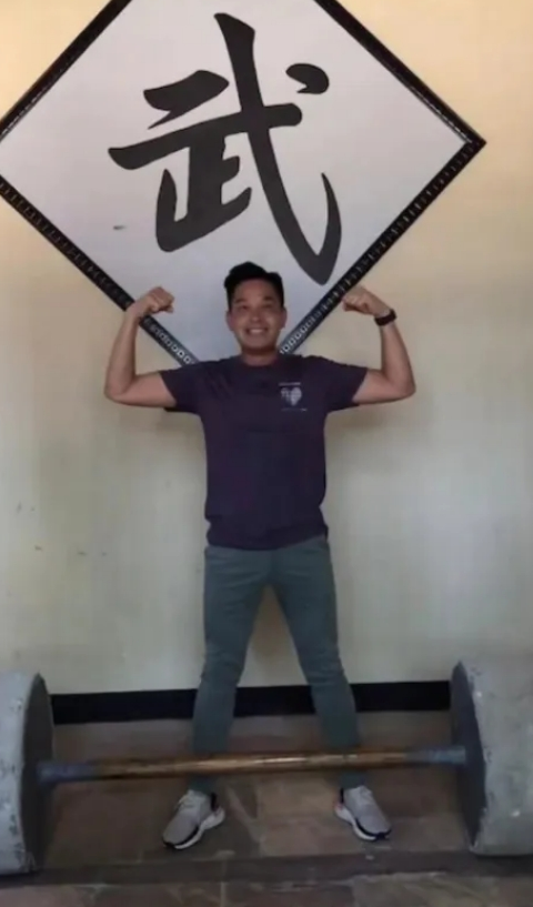 56岁TVB男演员郑启泰去世<strong></p>
<p>泰好交易所</strong>，才求婚成功女友，网友感慨：是好演员