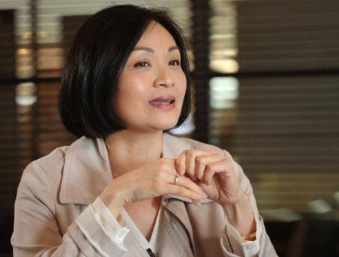 郑启泰离世<strong></p>
<p>泰好交易所</strong>！前妻放下仇恨称“只记你的好”！未婚妻失眠“一个人睡觉”