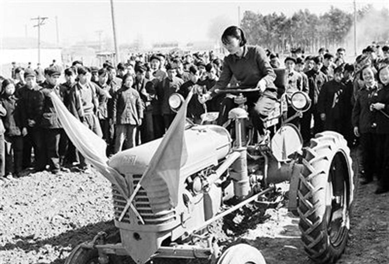 她是被印在人民币上的女拖拉机手<strong></p>
<p>知币上哪个交易所</strong>，晚年才知是自己，一月份去世了