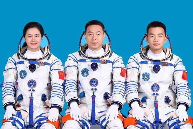 神舟十九号明天发射！90后要上太空了<strong></p>
<p>币淘交易所</strong>，简历公布！中国人登月，也有最新消息