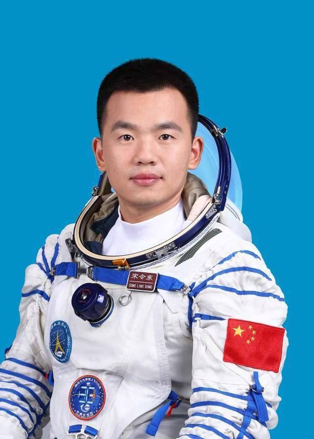 神舟十九号明天发射！90后要上太空了<strong></p>
<p>币淘交易所</strong>，简历公布！中国人登月，也有最新消息