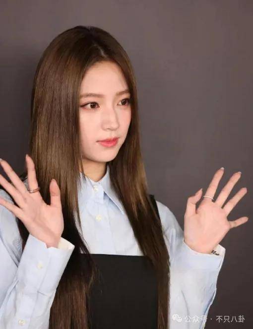 前几年还被嘲长得土<strong></p>
<p>币淘交易所</strong>，如今逆袭成大美女了？！