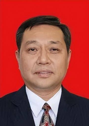 大学原党委书记<strong></p>
<p>币淘交易所</strong>，任市委书记！