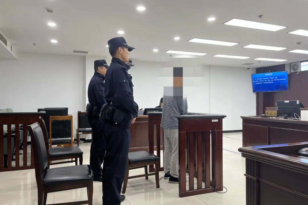 无耻！北京一对情侣租房<strong></p>
<p>币根交易所</strong>，遭五旬房东潜入、偷窥