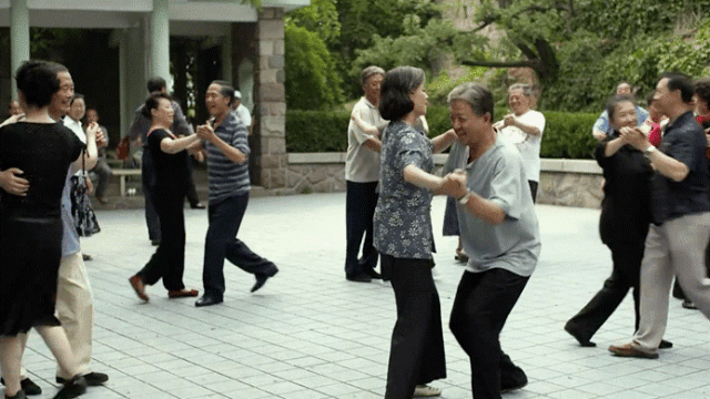 盼着退休的年轻人<strong></p>
<p>币根交易所</strong>，提前30年看养老院
