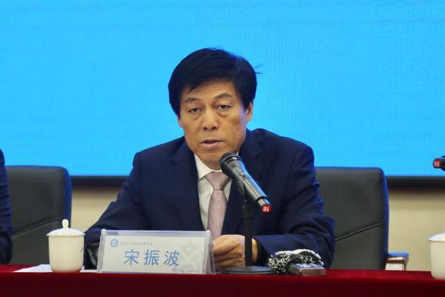 宋振波<strong></p>
<p>币夫交易所排第几</strong>，主动投案