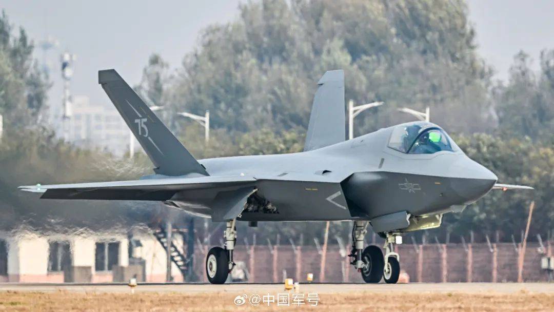 官宣<strong></p>
<p>币管家交易所</strong>！歼-35A、红-19将亮相！