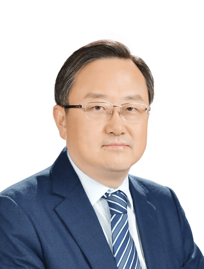 中组部有关干部局负责同志宣布中央决定：他履新<strong></p>
<p>两个交易所币能互转吗</strong>！曾在上海工作