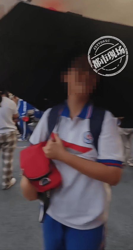 广东东莞一中学生从8楼坠楼不幸身亡<strong></p>
<p>币诚交易所</strong>，多方回应！