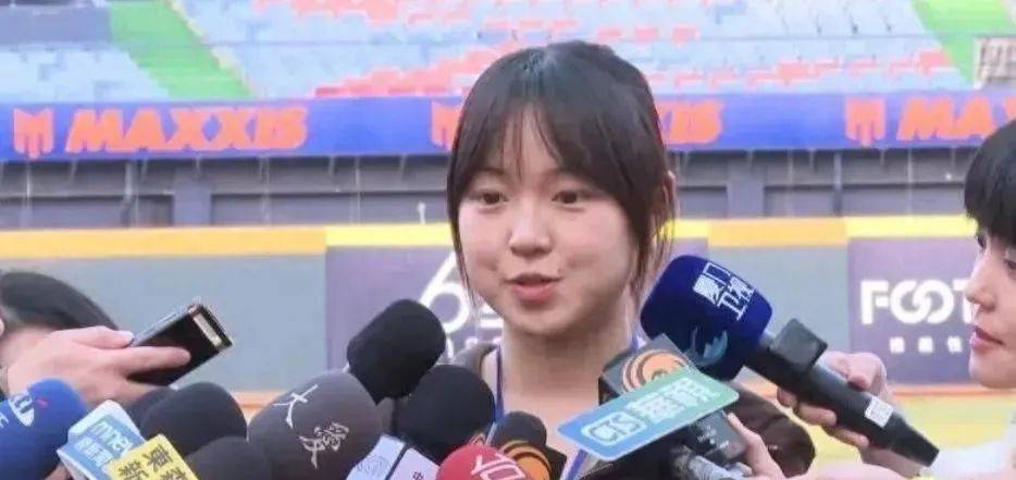 大陆学生称“中国台北”<strong></p>
<p>7号交易所</strong>，遭台大学生粗暴抗议，绿营想撤销大陆访团，马英九回应亮了