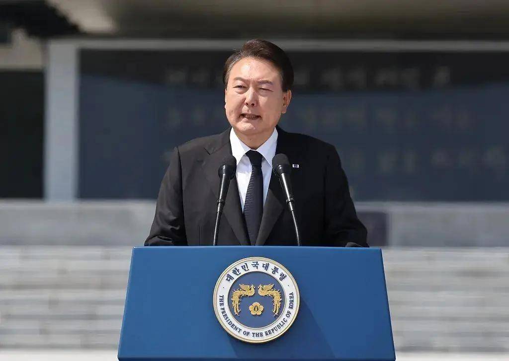 尹锡悦险中求稳：戒严风波逆转<strong></p>
<p>pai币在哪个交易所上线</strong>，国民力量党撑腰，李在明盼破局！