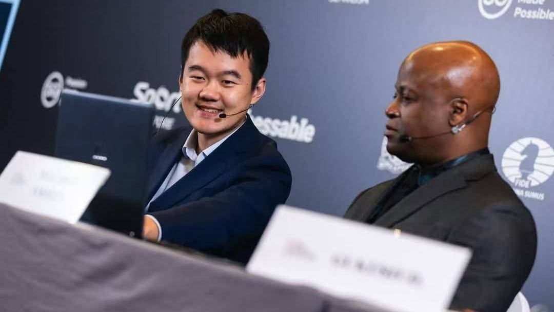国际象棋世界冠军赛丨教科书级名场面<strong></p>
<p>乐币交易所</strong>！来自棋王丁立人的最强反击