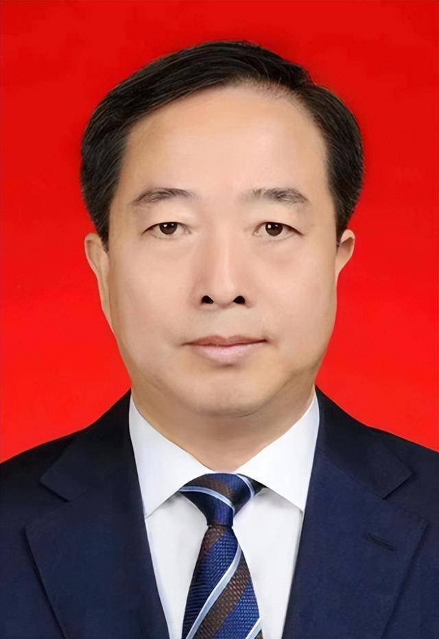 太原市委常委、副市长杨继承<strong></p>
<p>币成交易所网址</strong>，拟任新职