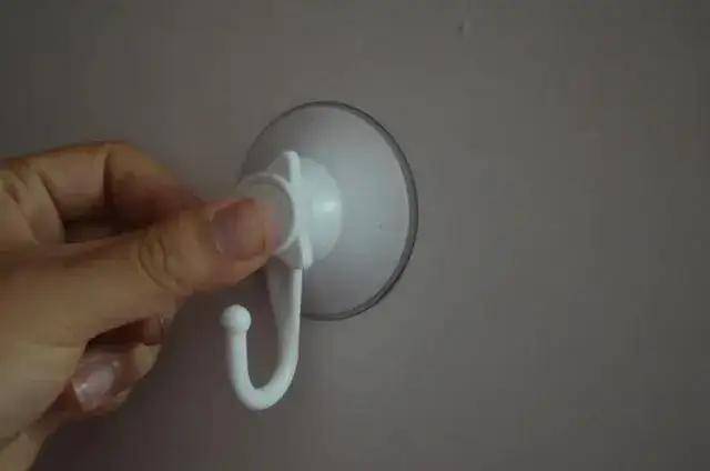 这是啥黑科技<strong></p>
<p>币成交易所网址</strong>？军用爬墙机器人为啥能在垂直墙面如履平地？
