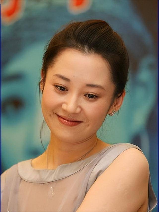 事实证明<strong></p>
<p>交易所债券市场的品种</strong>，55岁“无人敢娶”的许晴，才是真正的人间清醒！