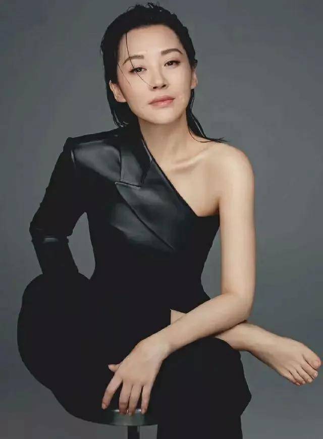 事实证明<strong></p>
<p>交易所债券市场的品种</strong>，55岁“无人敢娶”的许晴，才是真正的人间清醒！