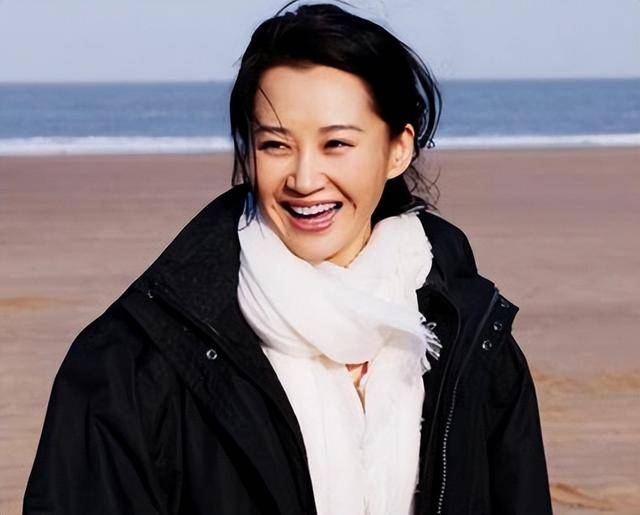 事实证明<strong></p>
<p>交易所债券市场的品种</strong>，55岁“无人敢娶”的许晴，才是真正的人间清醒！
