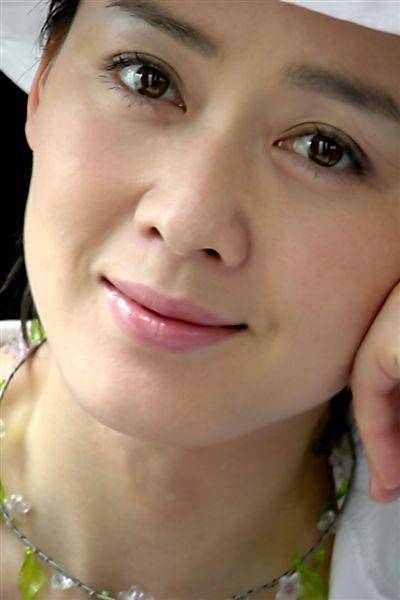 被前夫一巴掌扇到离婚<strong></p>
<p>瓦特交易所</strong>，二婚嫁世界冠军，原来她才是清醒大女主
