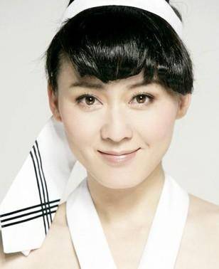 被前夫一巴掌扇到离婚<strong></p>
<p>瓦特交易所</strong>，二婚嫁世界冠军，原来她才是清醒大女主