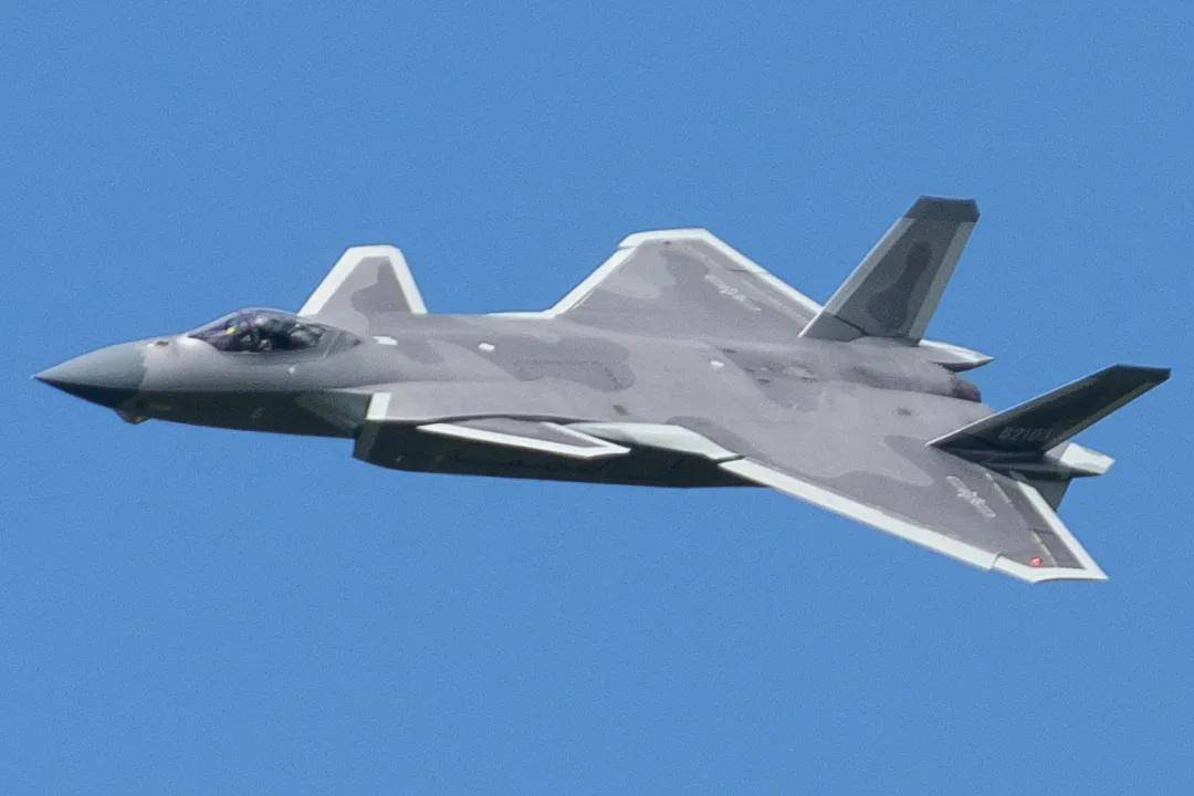 网传照片曝光歼-20空速性能<strong></p>
<p>瓦特交易所</strong>，最高居然可以飞到3倍音速？