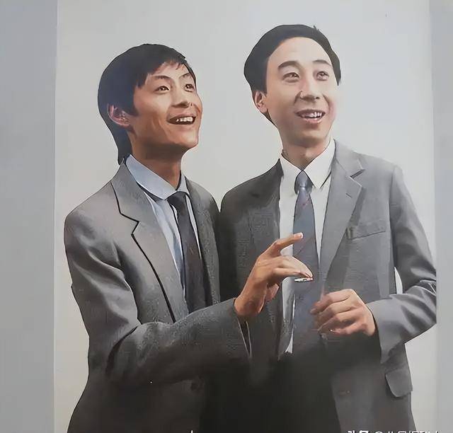 从相声奇才到“阶下囚”<strong></p>
<p>交易所上币费</strong>，当红时抛下冯巩移居海外后，刘伟怎样了