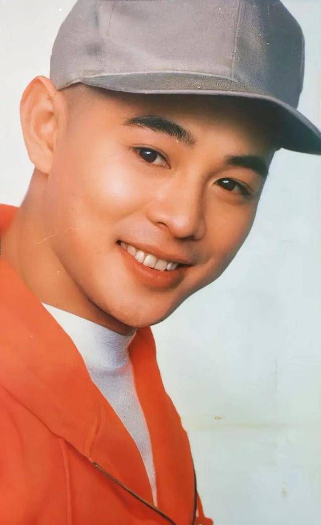 李连杰:后事一切从简<strong></p>
<p>交易所上币流程</strong>，不用立碑也不用办丧事，树葬海葬都可以