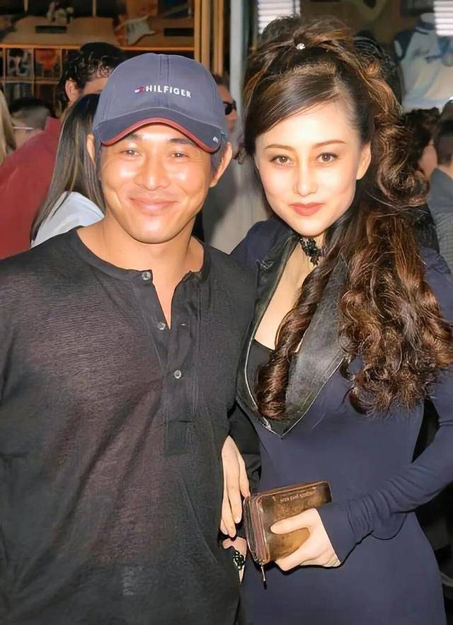 李连杰:后事一切从简<strong></p>
<p>交易所上币流程</strong>，不用立碑也不用办丧事，树葬海葬都可以