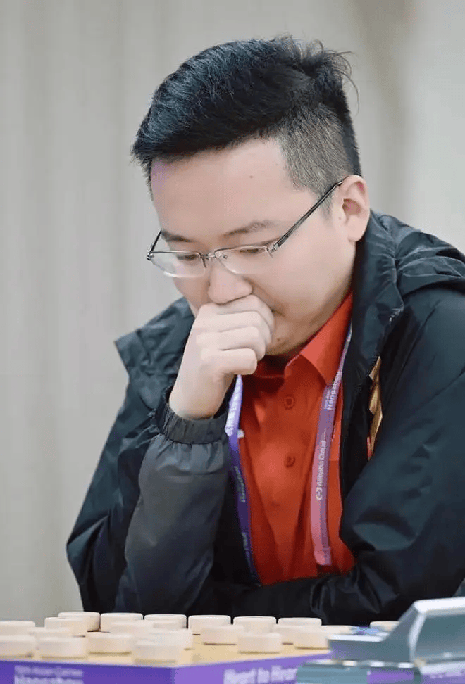 郑惟桐等三人被终身禁赛<strong></p>
<p>交易所债券交易规则</strong>，中国象棋的天塌了吗？