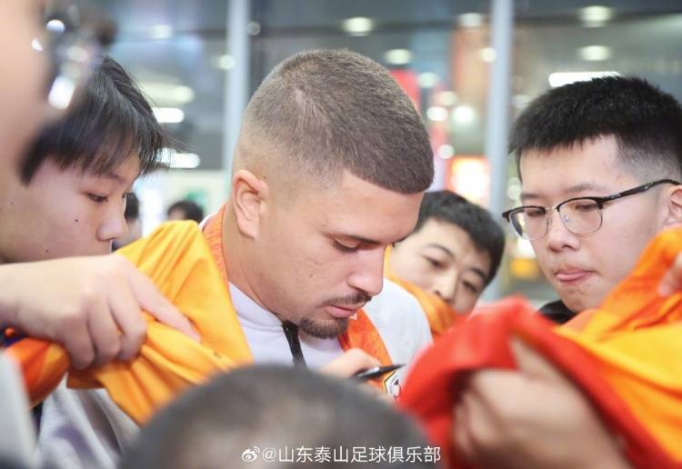 德转信息显示卡扎尔已租借山东泰山<strong></p>
<p>币杰交易所</strong>，租借费19.1万欧