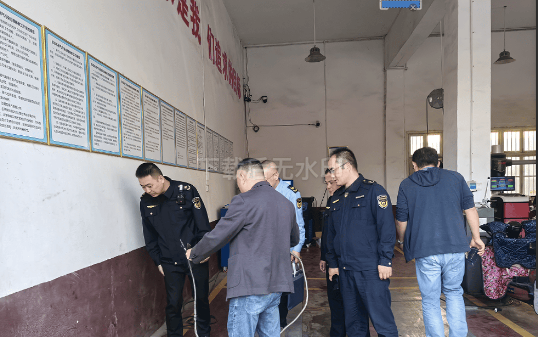 6支加油枪5支不合格<strong></p>
<p>币杰交易所</strong>，湖南益阳一加油站被立案调查