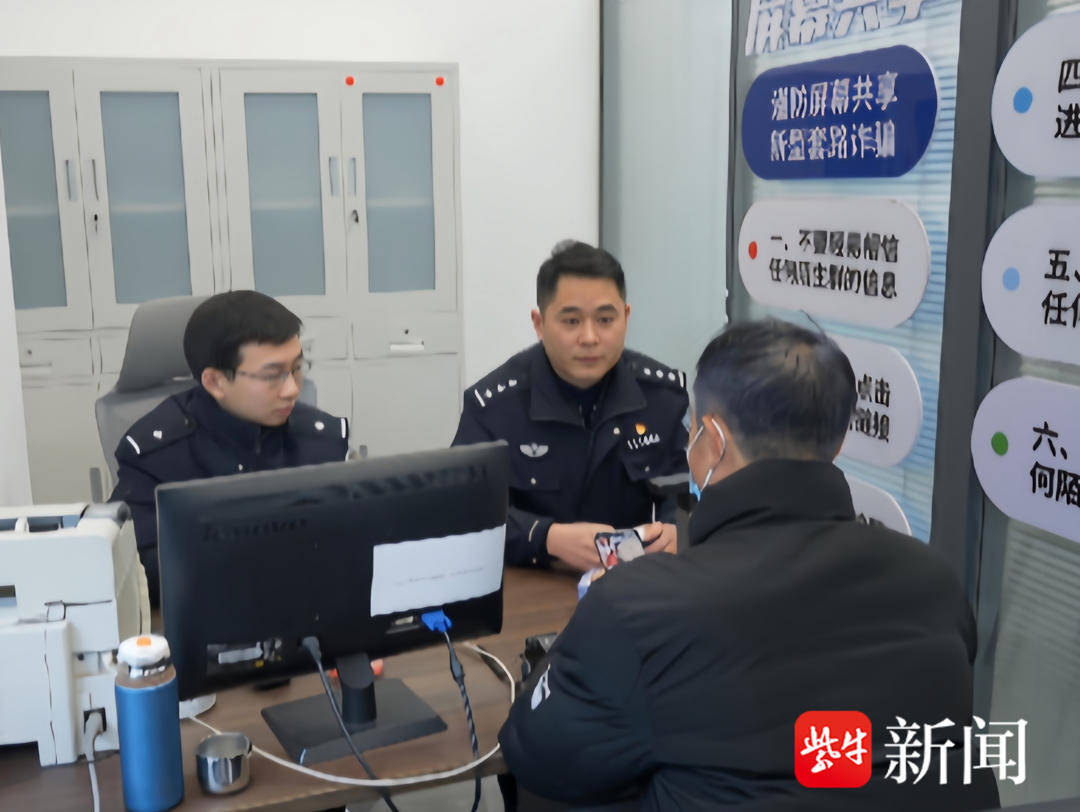 男子一次性买了166张千元面值的大润发购物卡<strong></p>
<p>特币tcoin的交易所</strong>，还把卡号和密码发给了骗子......