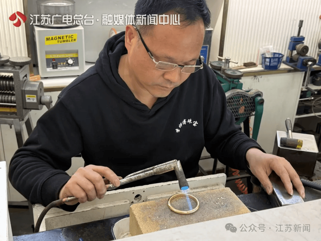 暴涨<strong></p>
<p>币包交易所</strong>！大量年轻人涌入！预约排到2个月后……