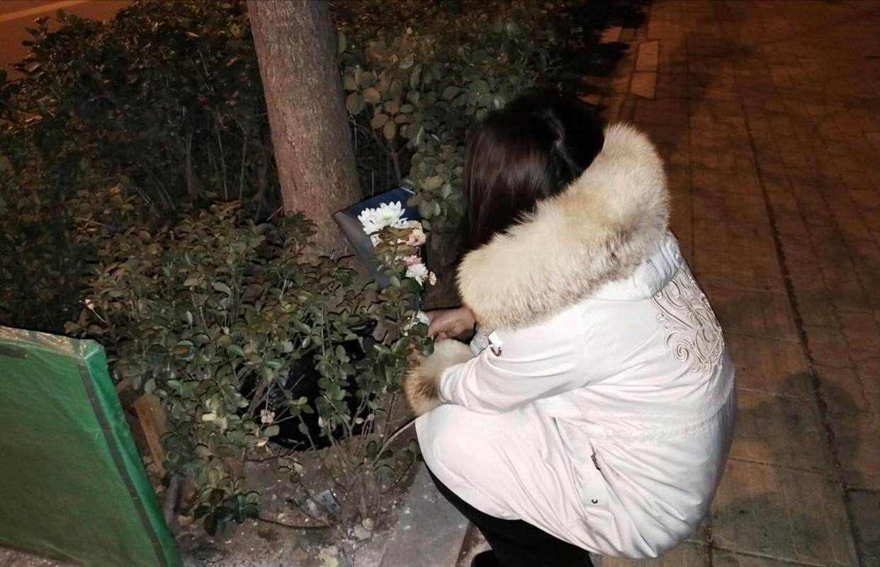 00后医科大女研究生自杀<strong></p>
<p>天王币交易所</strong>，生前讨论论文数据缺失问题