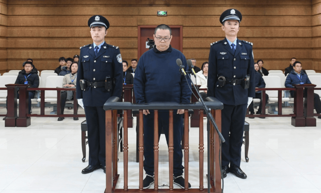 白天辉<strong></p>
<p>天王币交易所</strong>，4年敛财11.08亿，维持死刑判决！