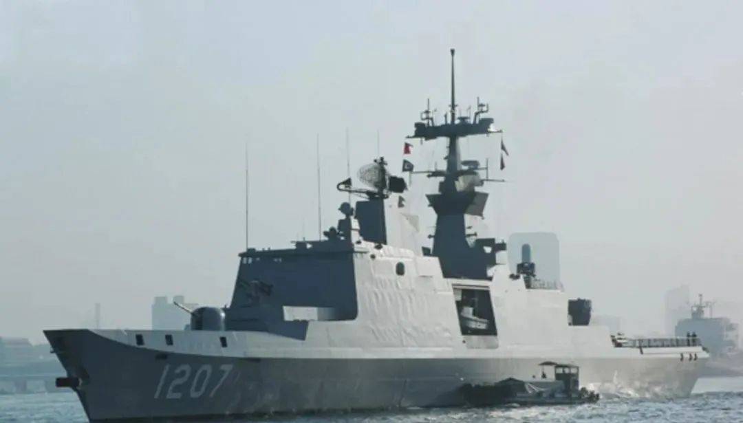 两岸军舰再次对峙<strong></p>
<p>币为交易所</strong>，台军挑衅遭解放军驳斥，052D卸下主炮炮衣亮剑，台舰艇灰溜溜撤离，岛内“绿媒”气得跳脚