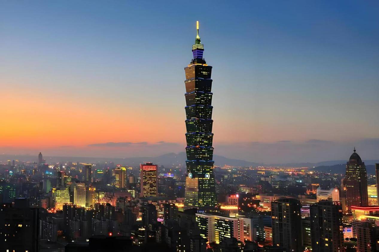 彻底闹大了！就在刚刚<strong></p>
<p>触币交易所</strong>，中方收到”战书“，东部战区火速表态