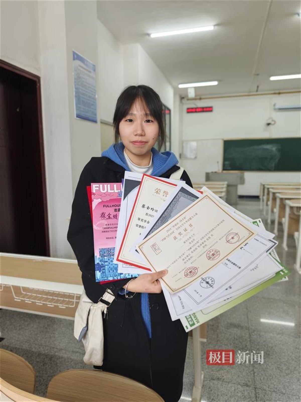 大二女生打三份工<strong></p>
<p>IX交易所</strong>，攒5万元游历20多个城市