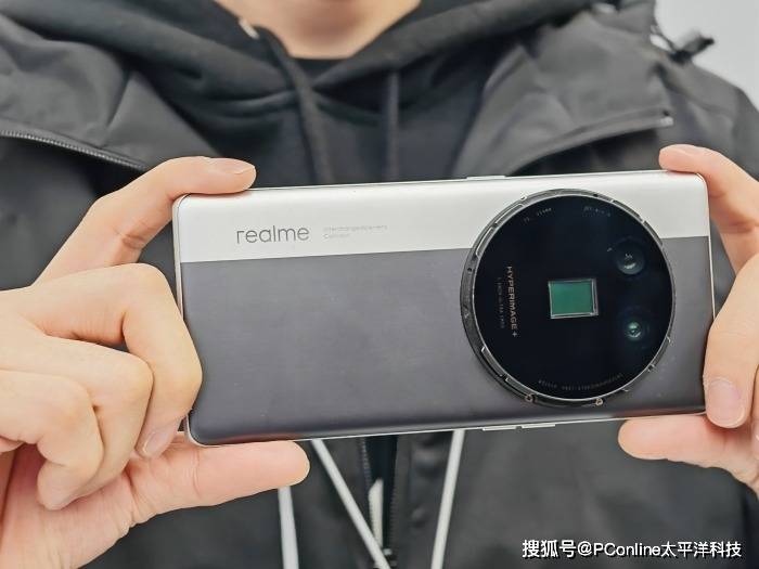 MWC 2025亮点直击：概念手机产品大赏<strong></p>
<p>IX交易所</strong>，这是未来手机的新形态？