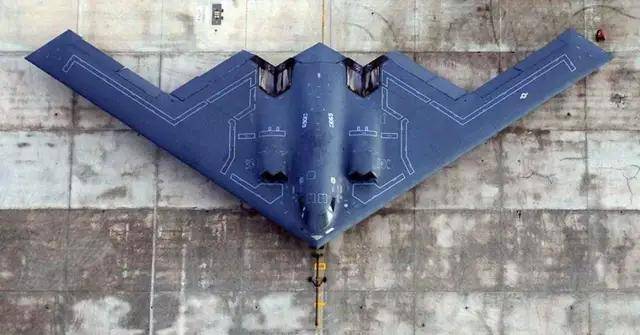 空军副司令：轰-20很快了！网友：歼-36都来了<strong></p>
<p>币通idbex交易所</strong>，轰-20还要多久？