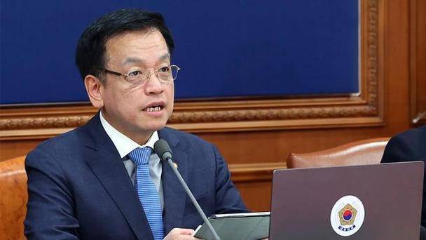 韩国政坛风云突变！五大力量拧成“铁索”<strong></p>
<p>币全交易所</strong>，不给尹锡悦留下活路？