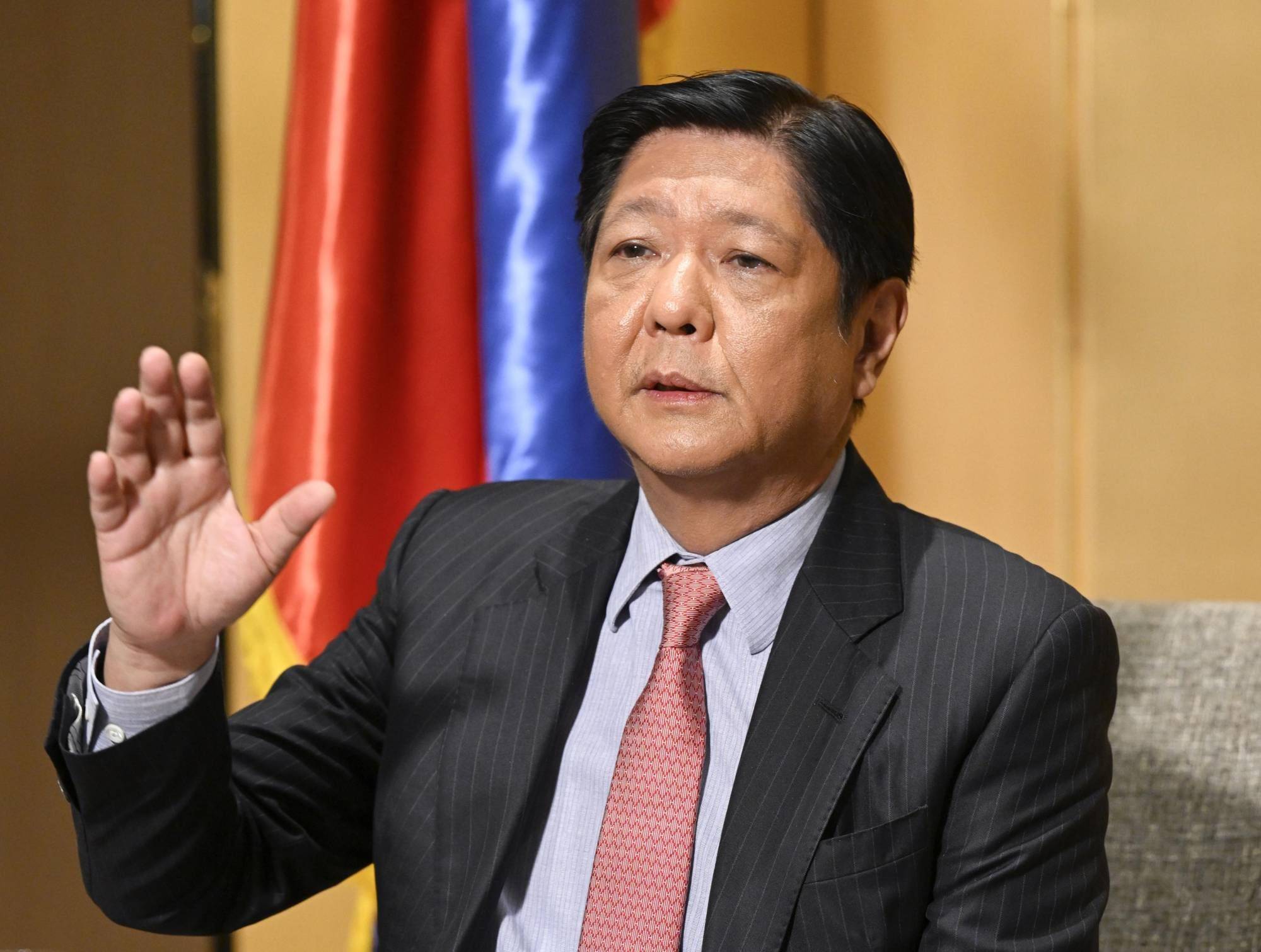 不到5天<strong></p>
<p>币全交易所</strong>，抗议人数翻了10倍，杜特尔特回不来了，莎拉将独自出战