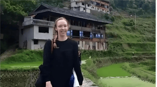 “反华妖女”破防！因为金主1年720亿不给了<strong></p>
<p>以飞交易所</strong>，曝光美国反华老底！